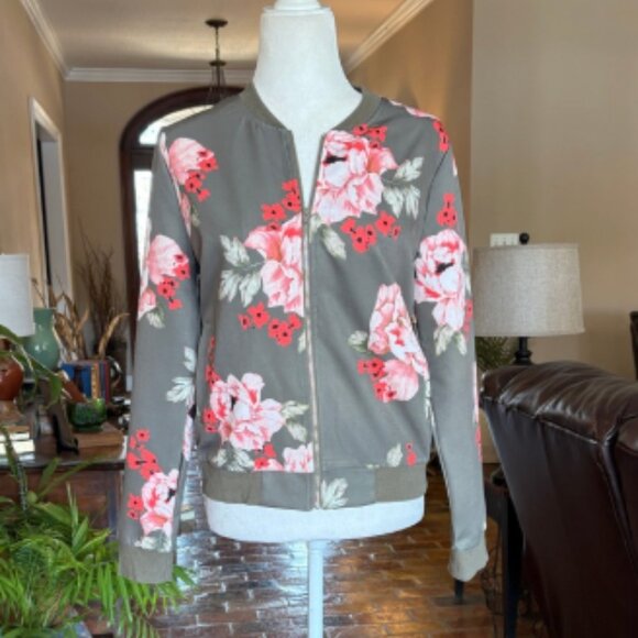 Darling Floral Bomber Jacket - Green and Pink size S - Picture 2 of 12